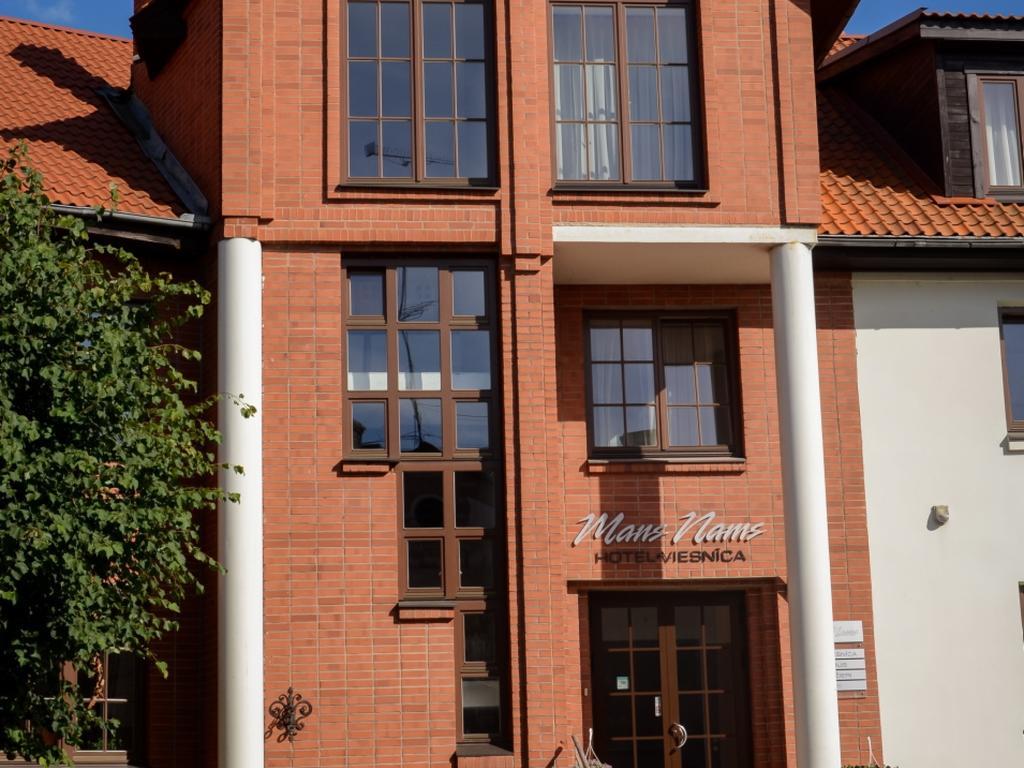 Mans Nams - Self Check In Hotel Saldus Kültér fotó